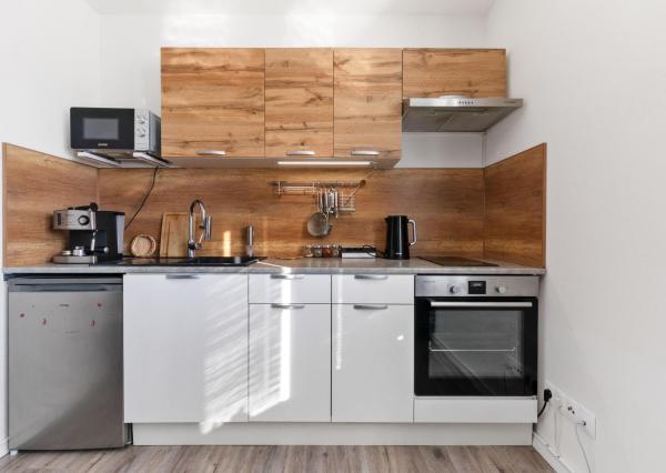 PREDAJ 5IZBOVÝ ROD. DOM SO ZÁHRADOU A PARKOVANÍM V NOVOSTAVBE