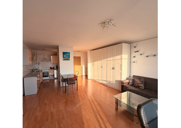 Veľkoryso riešený 4izbový byt na predaj, BA