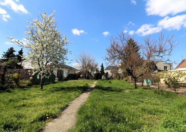 TOP!!! PREDAJ 2PODLAŽNÉHO ROD. DOMU SO ZÁHRADOU V IVANKE PRI DUNAJI