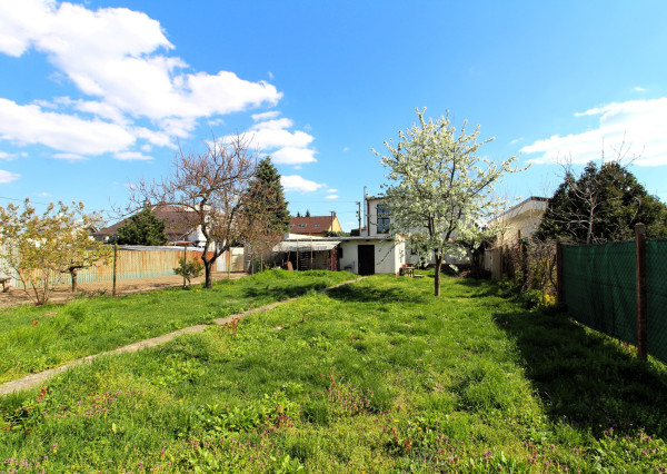 TOP!!! PREDAJ 2PODLAŽNÉHO ROD. DOMU SO ZÁHRADOU V IVANKE PRI DUNAJI