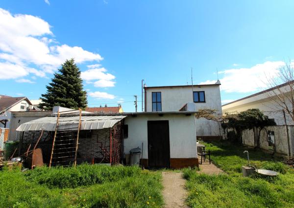 TOP!!! PREDAJ 2PODLAŽNÉHO ROD. DOMU SO ZÁHRADOU V IVANKE PRI DUNAJI