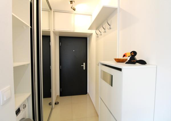 TOP!!! MODERNÝ 2I APARTMÁN S VEĽKÝM BALKÓNOM A PARKOVANÍM V NOVOSTAVBE