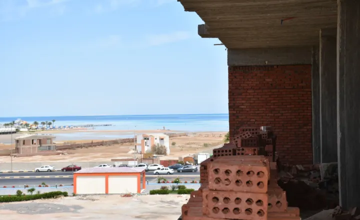 NÁDHERNÝ REZORT V ČASTI AL AHYA - HURGHADA - fotografia 7