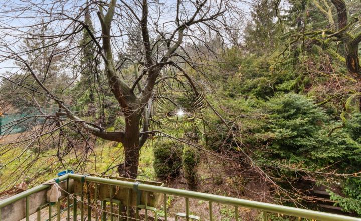 TICHÝ 3I BYT S NEPRIECHODNÝMI IZBAMI A S LOGGIOU NA PRAŽSKEJ ULICI - fotografia 14