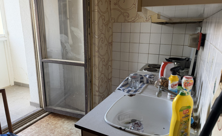 PREDANÉ!!! PREDAJ 2I BYTU VHODNÉHO NA REKONŠTRUKCIU NA Š. KRÁLIKA - fotografia 6