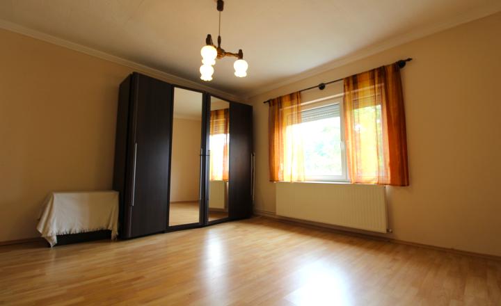 Predaný!!! ZREKONŠTRUOVANÝ RD S VEĽKÝM POZEMKOM 939m2 - fotografia 6