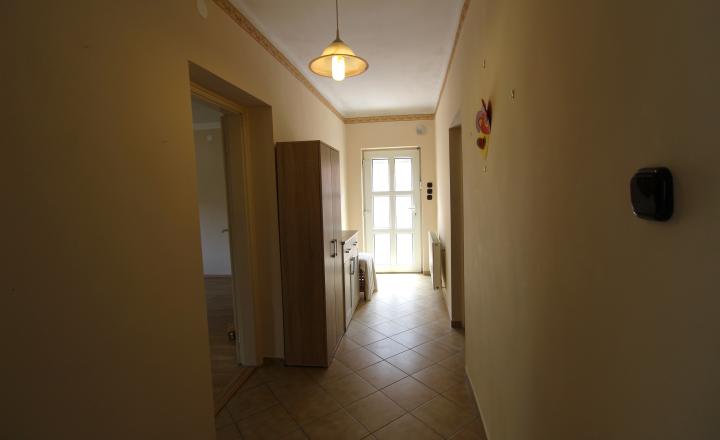 Predaný!!! ZREKONŠTRUOVANÝ RD S VEĽKÝM POZEMKOM 939m2 - fotografia 11