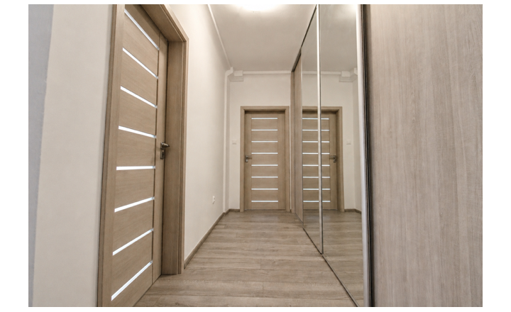 PREDANÉ!!! PRIESTRANNÝ, KOMPLETNE ZREKONŠTRUOVANÝ 3I BYT S BALKÓNOM NA HABURSKEJ - fotografia 9