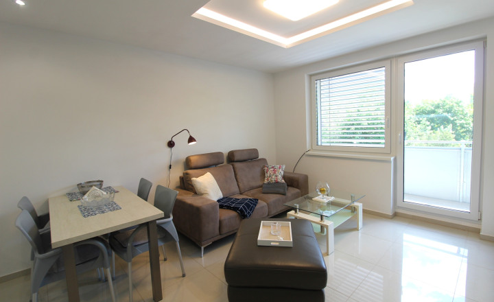 PRENAJATÉ!!! MODERNÝ 2I APARTMÁN S VEĽKÝM BALKÓNOM A PARKOVANÍM V NOVOSTAVBE - fotografia 5