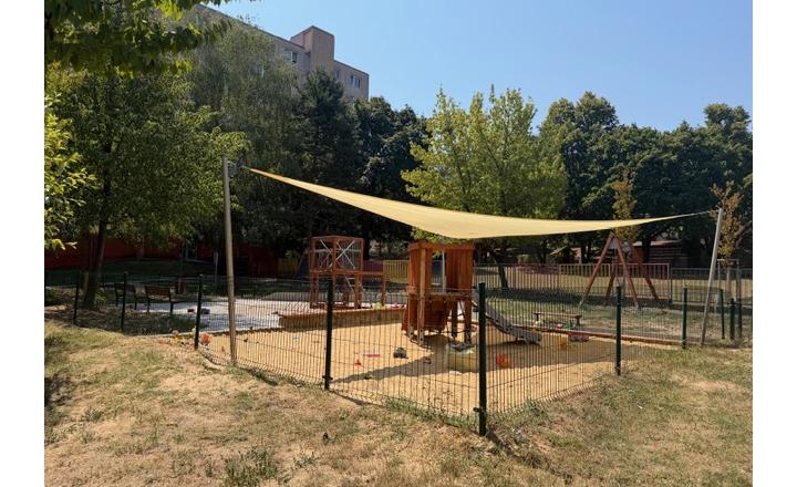 PRIPRAVUJEME NA PREDAJ! 4i byt vo vyhľadávanej lokalite v Dúbravke - fotografia 2