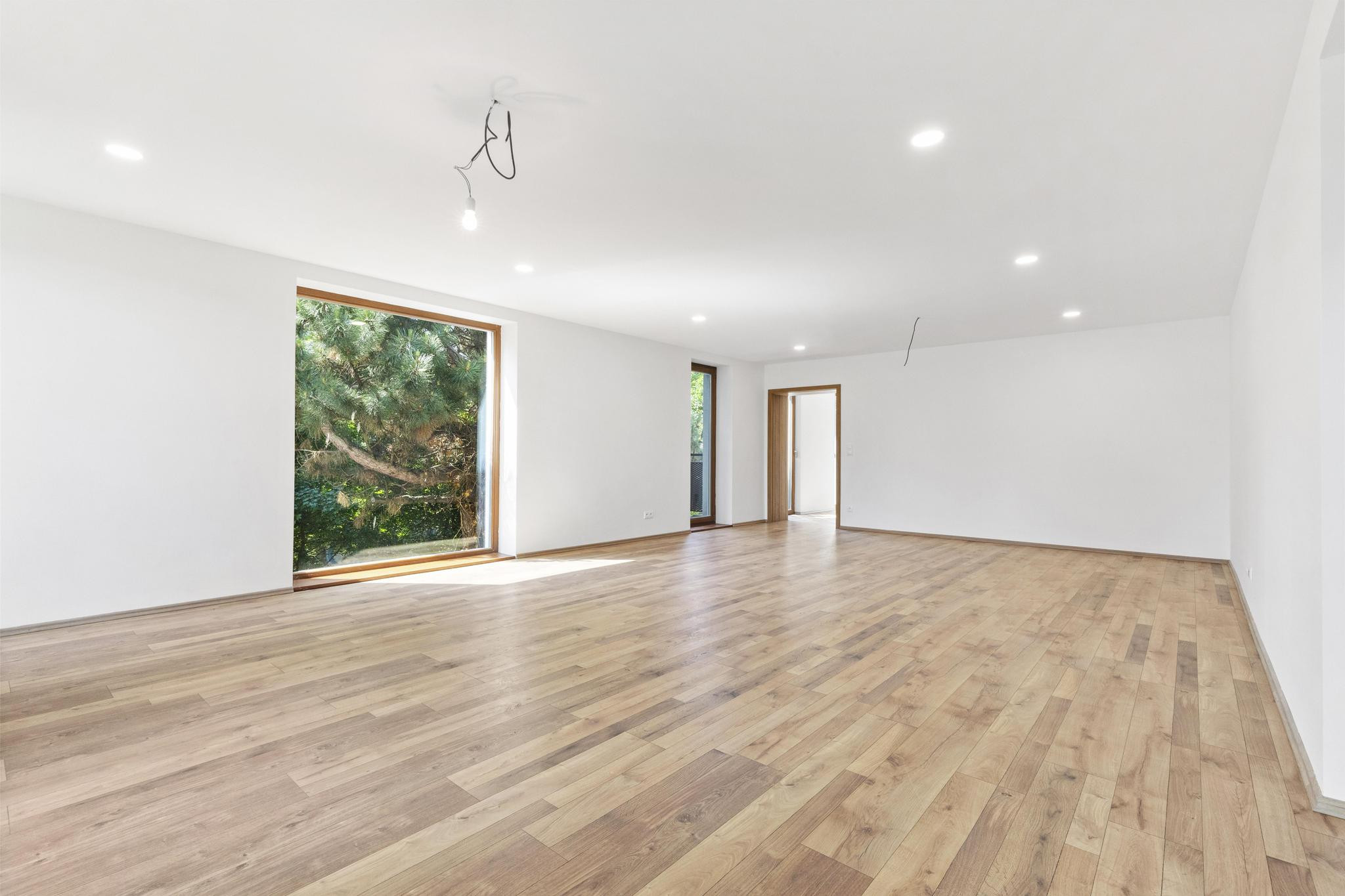 VÝNIMOČNÝ 3PODLAŽNÝ ROD. DOM SO ZÁHRADOU POD LESOM