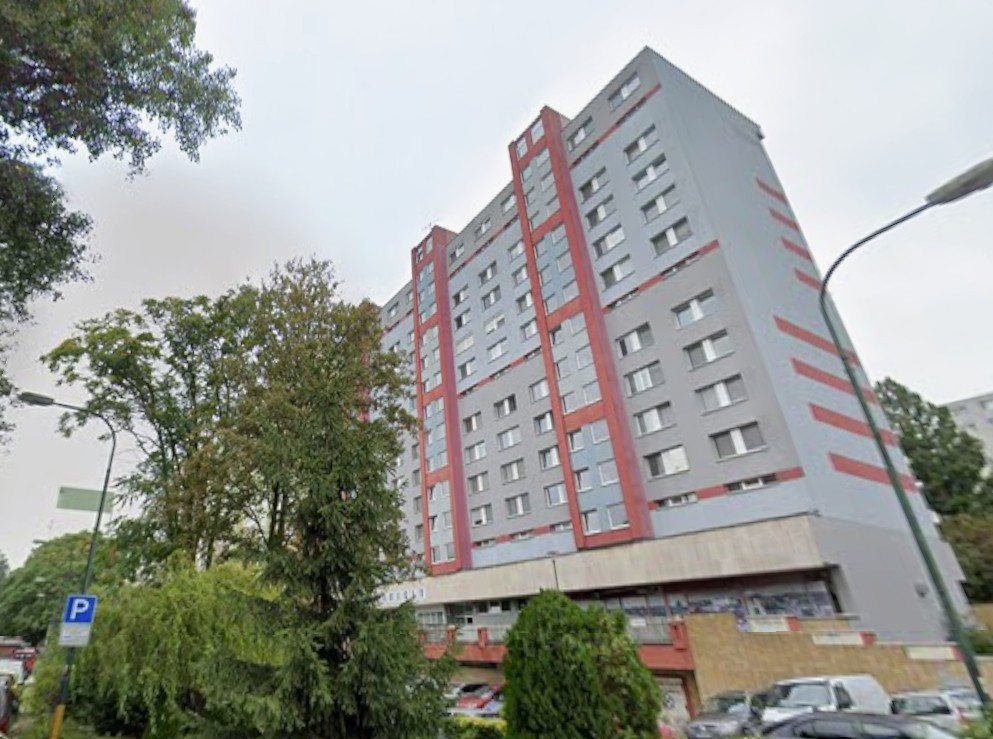 TOP!!! SLNEČNÝ, ZREKONŠTRUOVANÝ 3I BYT S LOGGIOU V PETRŽALKE