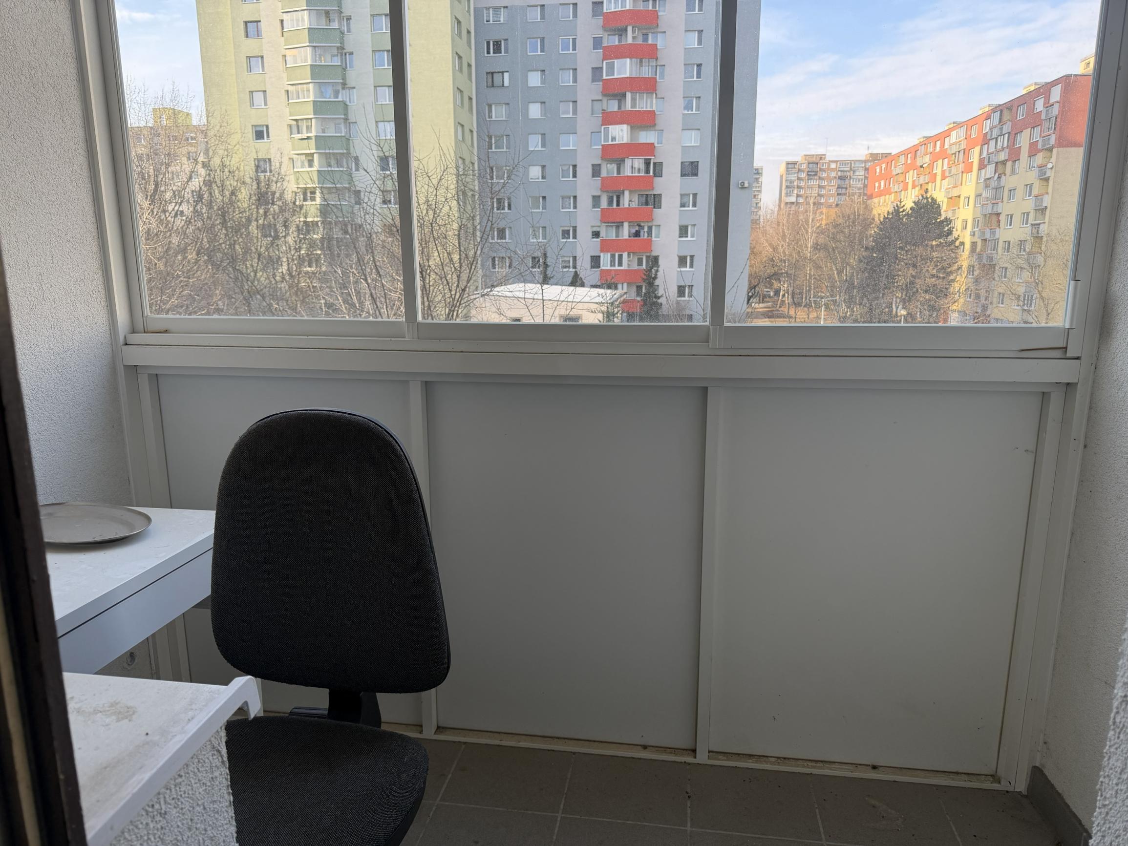 PREDANÉ!!! PREDAJ 2I BYTU VHODNÉHO NA REKONŠTRUKCIU NA Š. KRÁLIKA