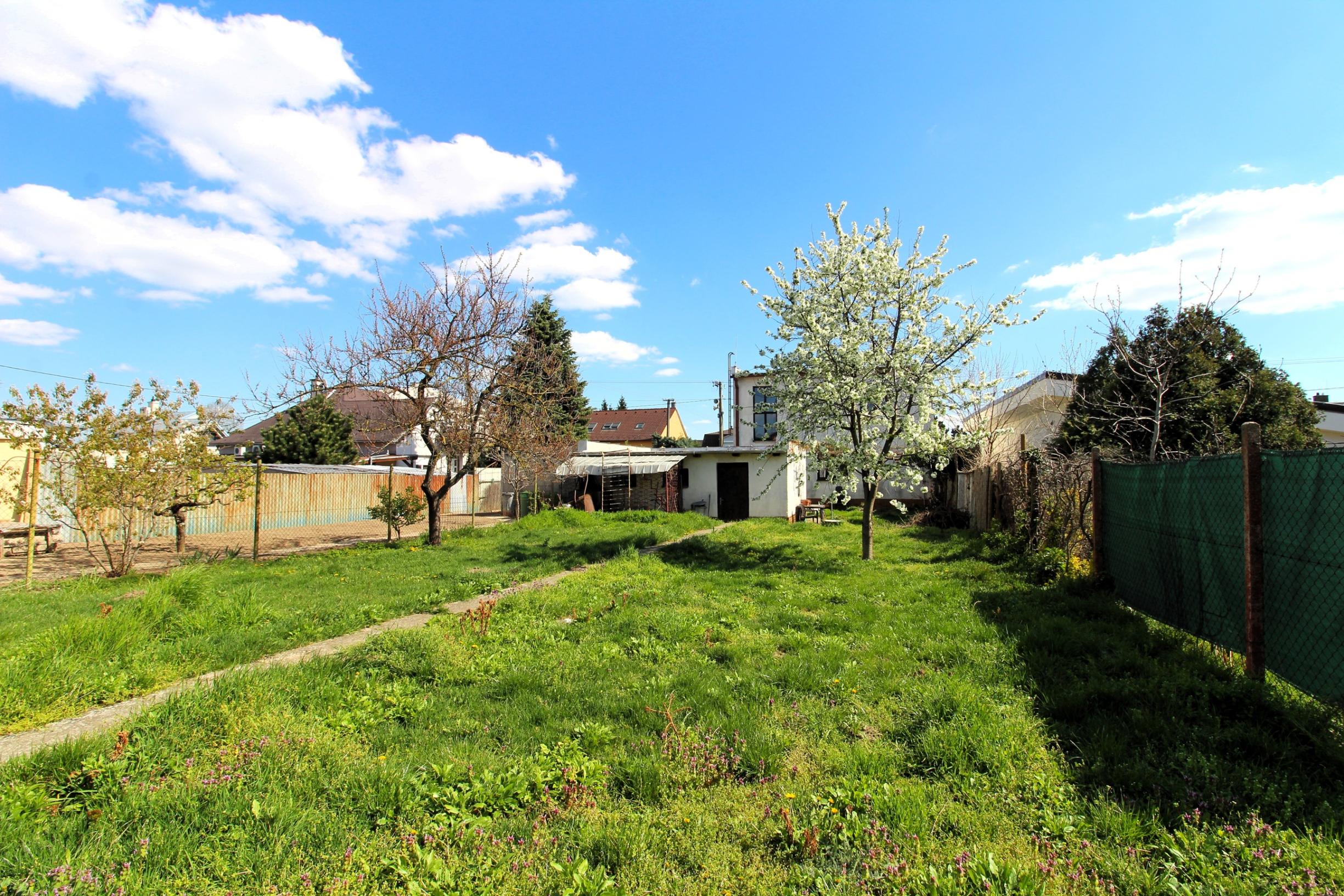 TOP!!! PREDAJ 2PODLAŽNÉHO ROD. DOMU SO ZÁHRADOU V IVANKE PRI DUNAJI