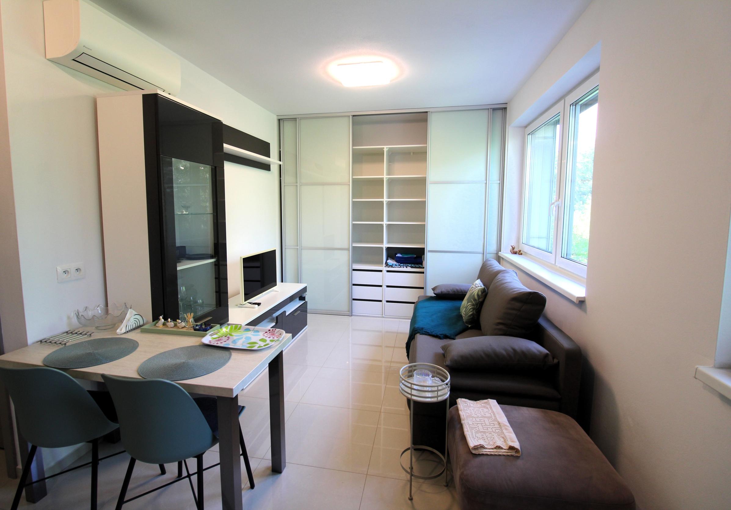 TOP!!! ŠTÝLOVÝ, NOVÝ 1I APARTMÁN V NOVOSTAVBE V KARLOVEJ VSI - stačí sa nasťahovať!